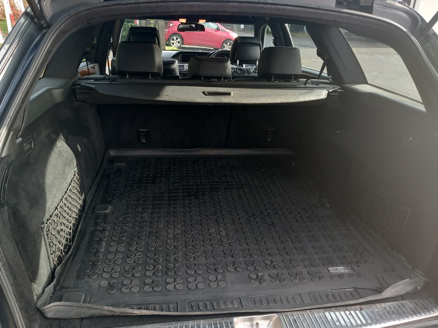 Used Mercedes-Benz E Class 2015 for sale - 76836556: Photo 20