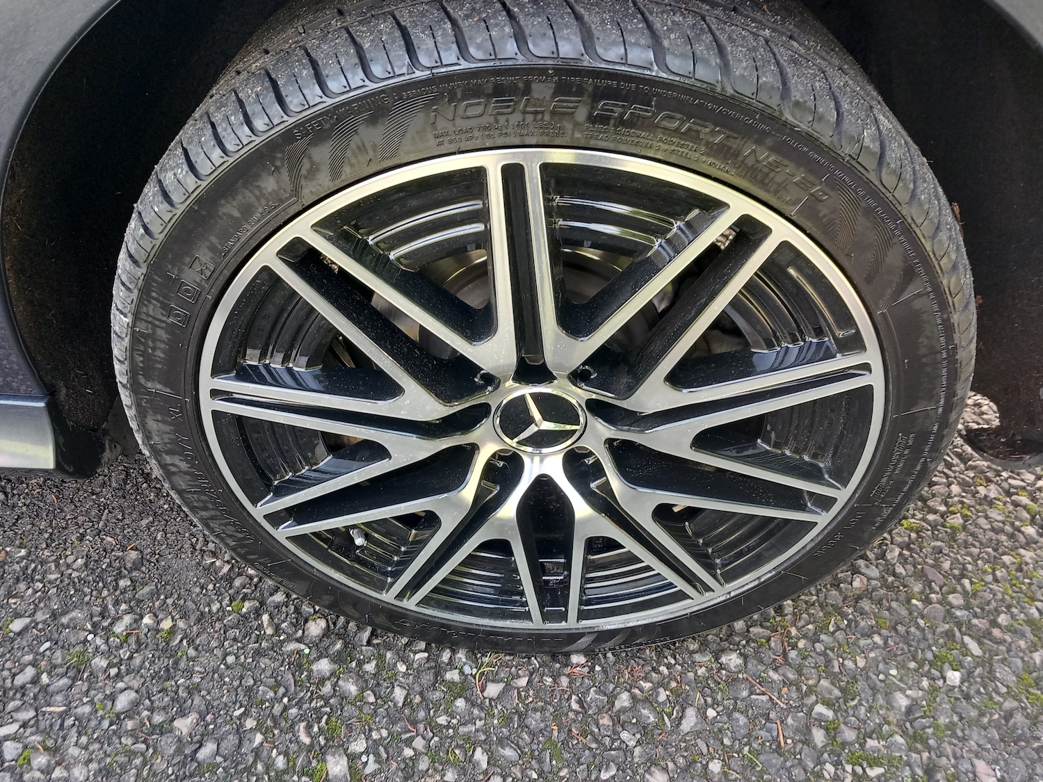 Used Mercedes-Benz E Class 2015 for sale - 76836556: Photo 5