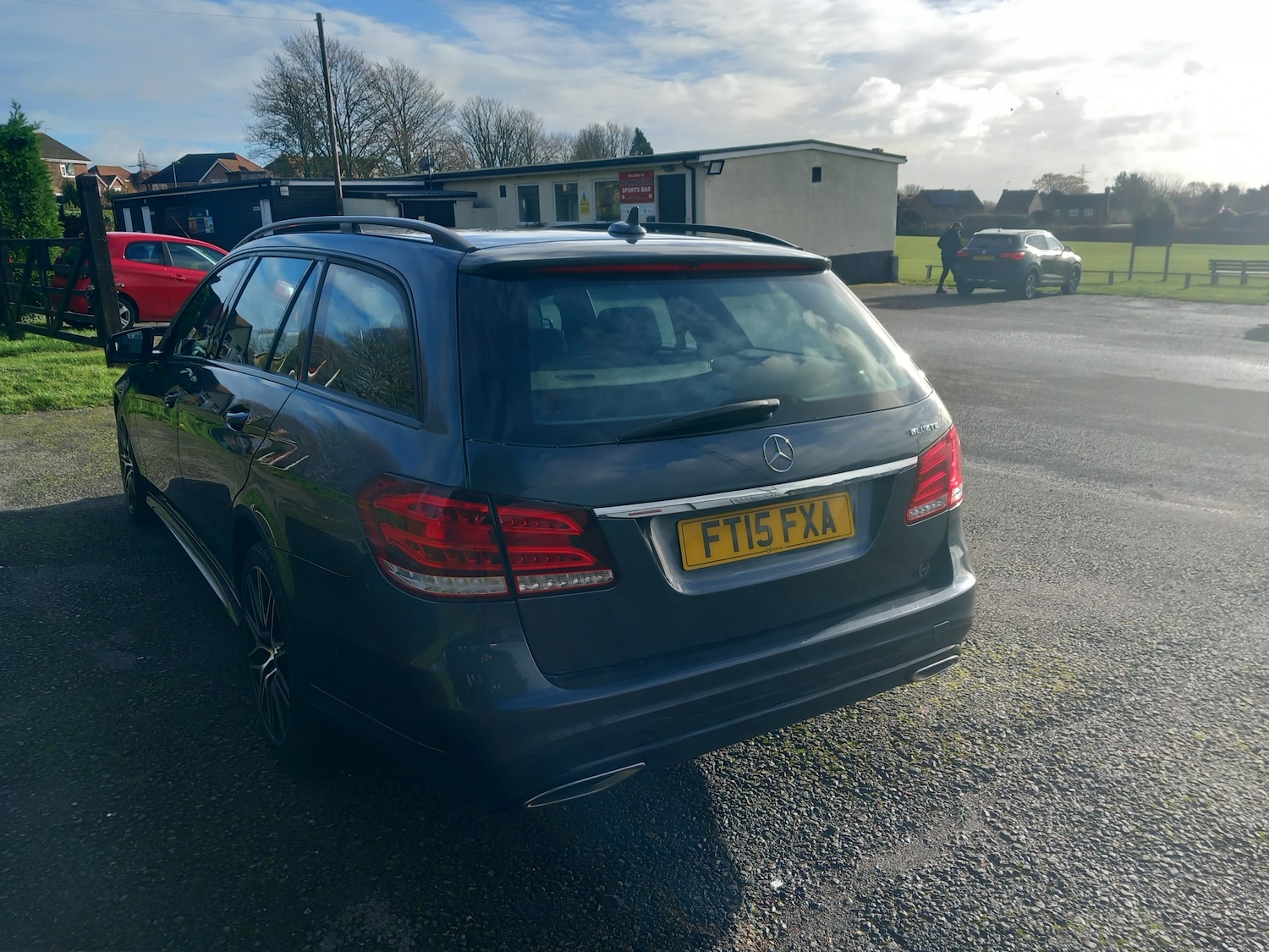 Used Mercedes-Benz E Class 2015 for sale - 76836556: Photo 8