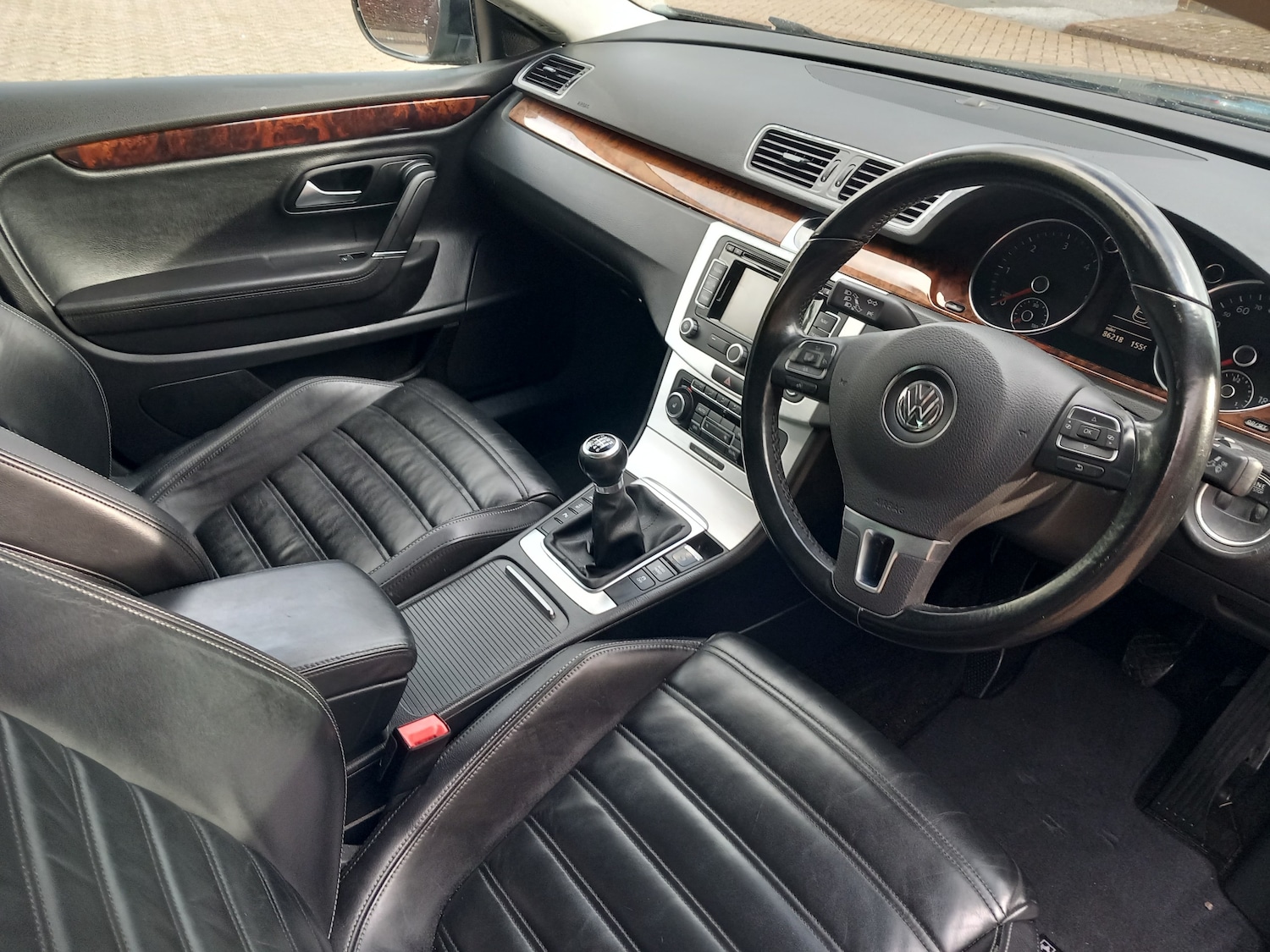 Used Volkswagen Passat 2011 for sale - 77570950: Photo 14