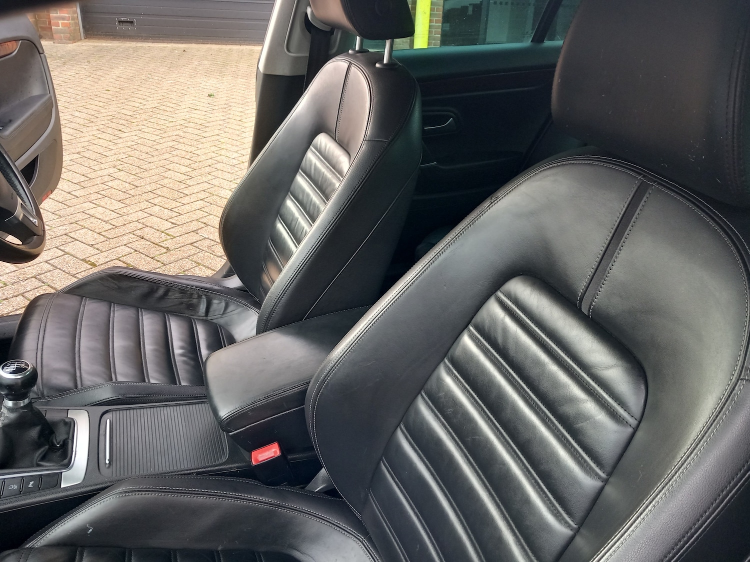 Used Volkswagen Passat 2011 for sale - 77570950: Photo 25