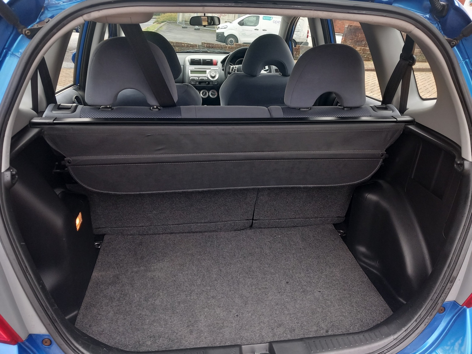 Used Honda Jazz 2008 for sale - 77148584: Photo 18