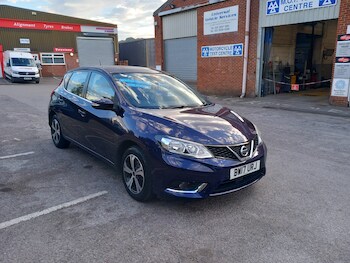 Nissan - Pulsar