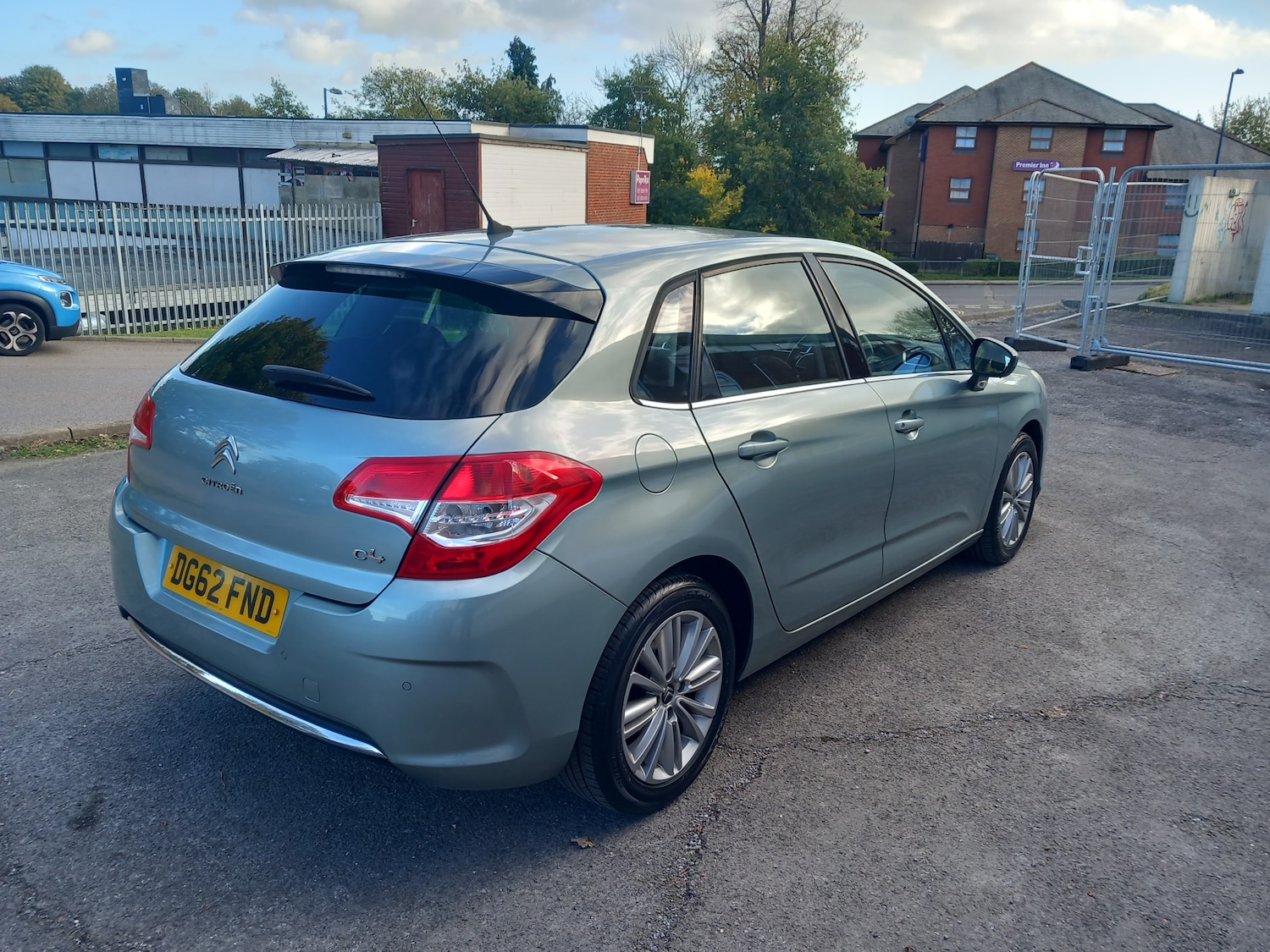 Used Citroen C4 2012 for sale - 76402647: Photo 11