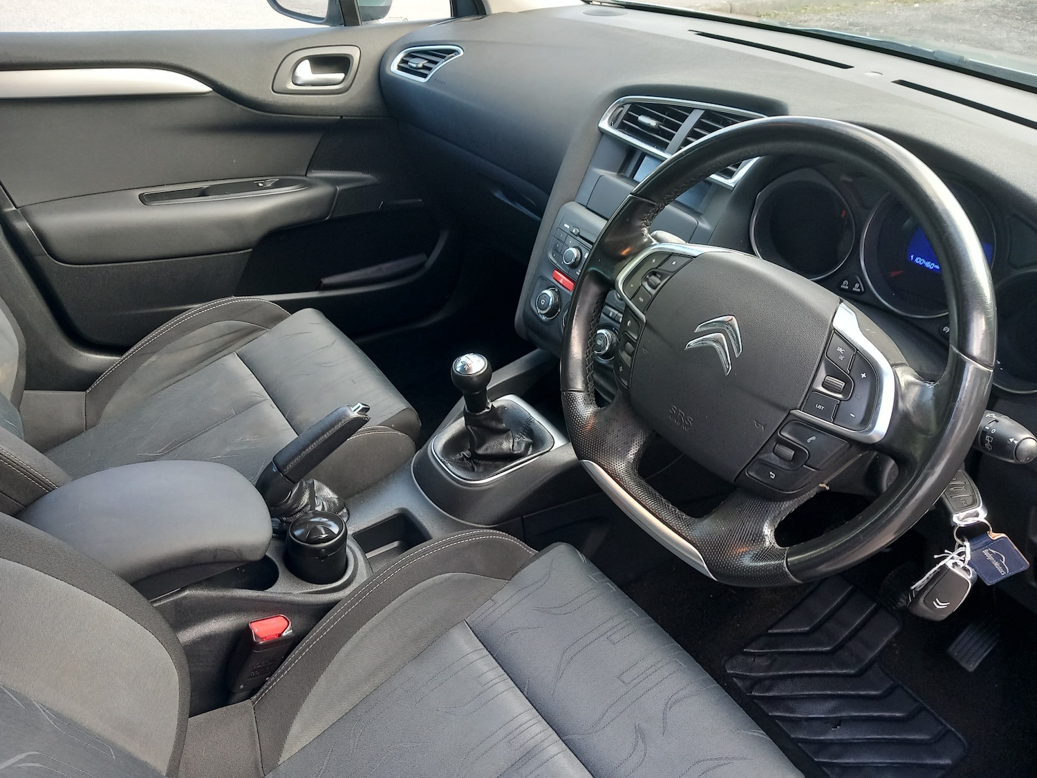 Used Citroen C4 2012 for sale - 76402647: Photo 14