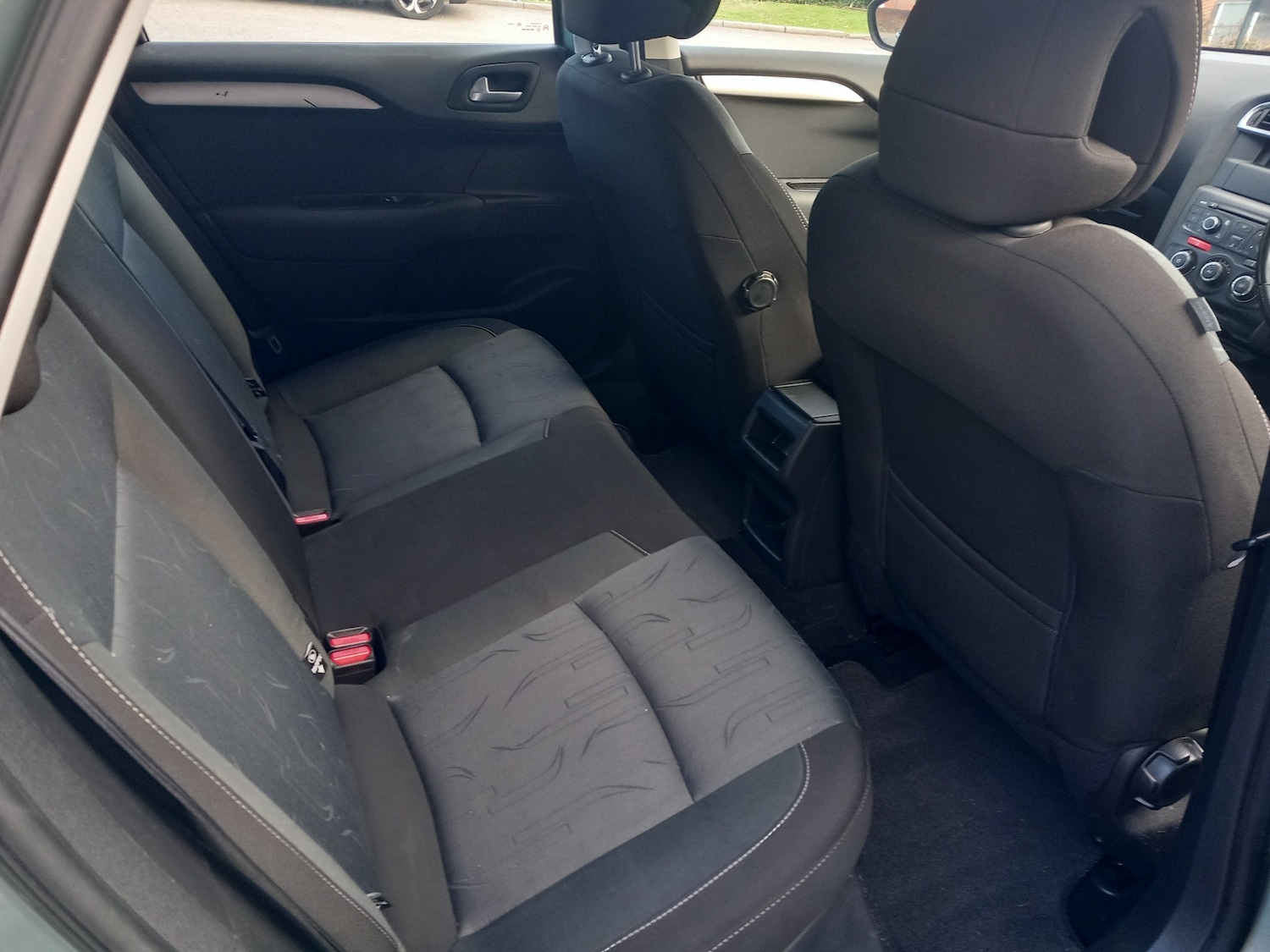 Used Citroen C4 2012 for sale - 76402647: Photo 18