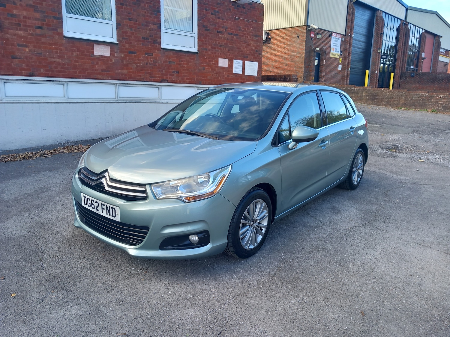 Used Citroen C4 2012 for sale - 76402647: Photo 3