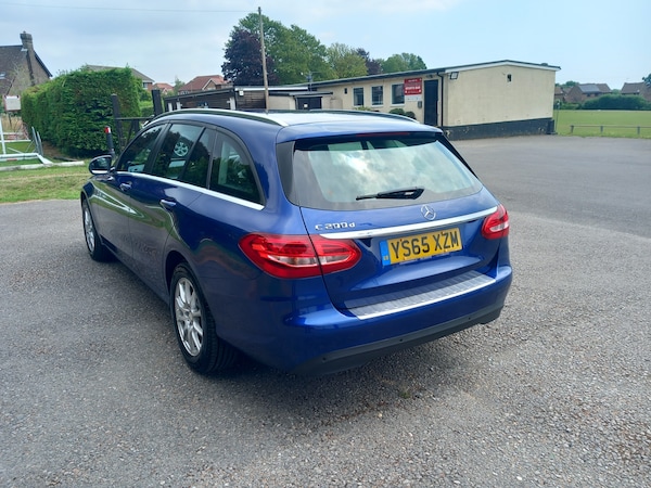 Used Mercedes-Benz C-Class 2016 for sale - 75361284: Photo 9