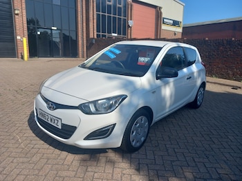 Used Hyundai i20 2012 for sale - 79190541: Photo