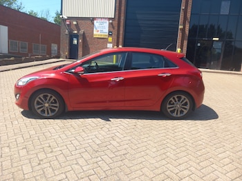 Used Hyundai i30 2015 for sale - 79184628: Photo