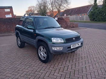 1998 (R) - 2.0 GX 3dr Auto