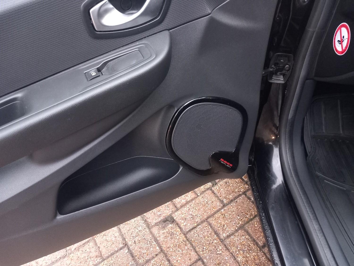 Used Renault Clio 2017 for sale - 76157768: Photo 24