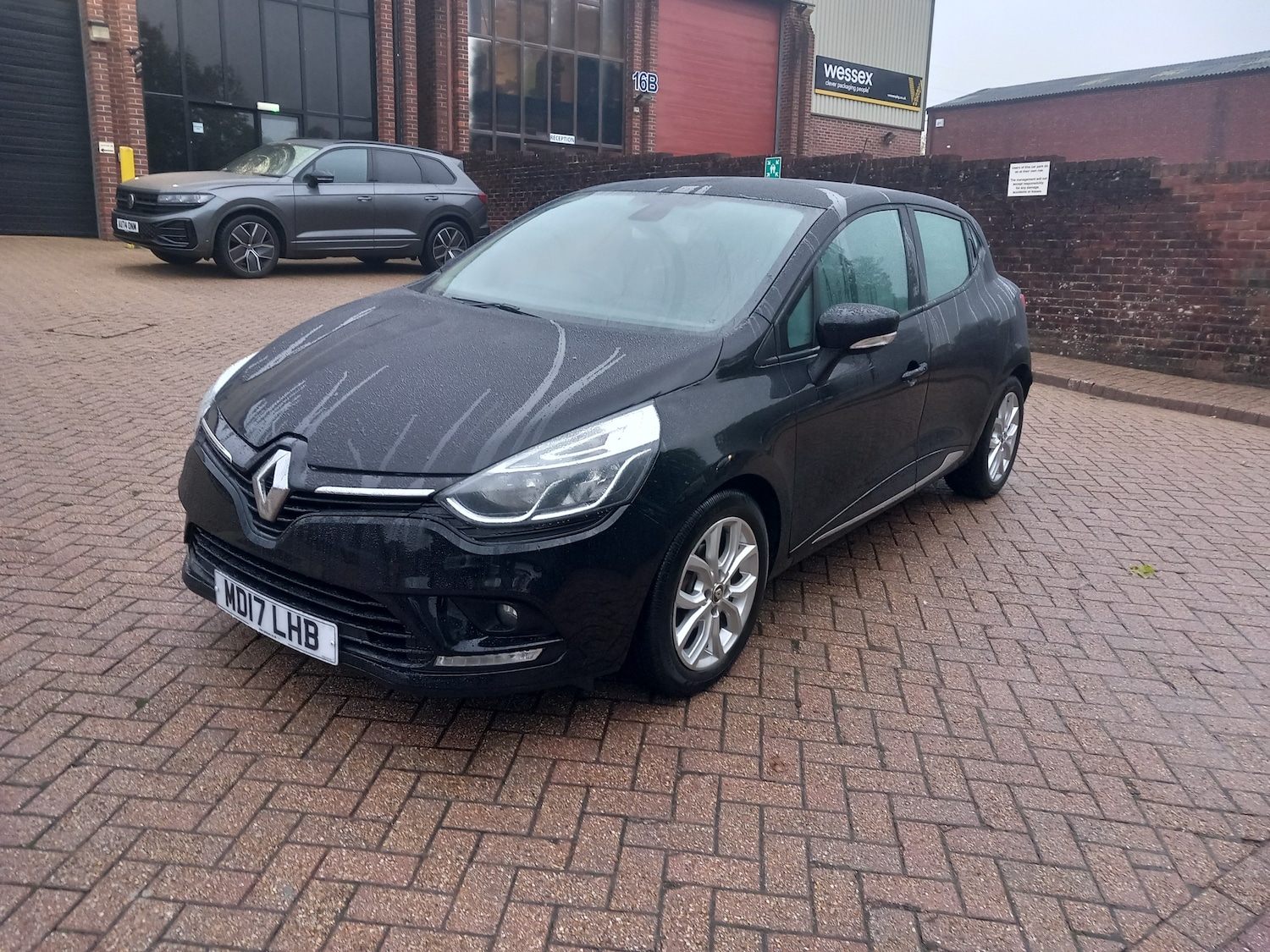 Used Renault Clio 2017 for sale - 76157768: Photo 3