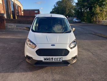 Used Ford Transit Courier 2020 for sale - 76064975: Photo