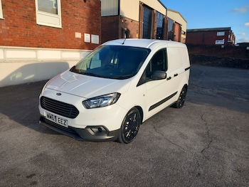 Used Ford Transit Courier 2020 for sale - 76064975: Photo