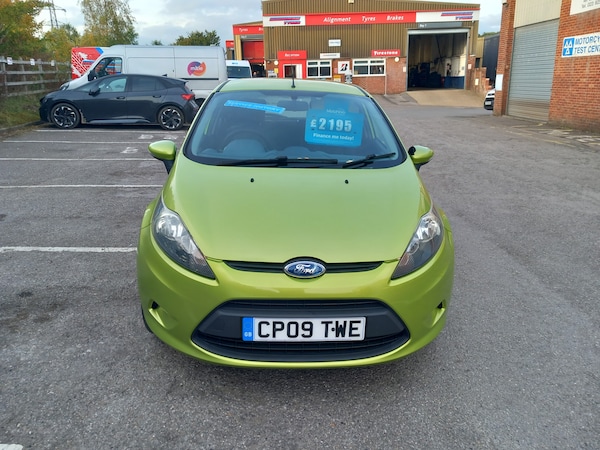 Used Ford Fiesta 2009 for sale - 76198113: Photo 2