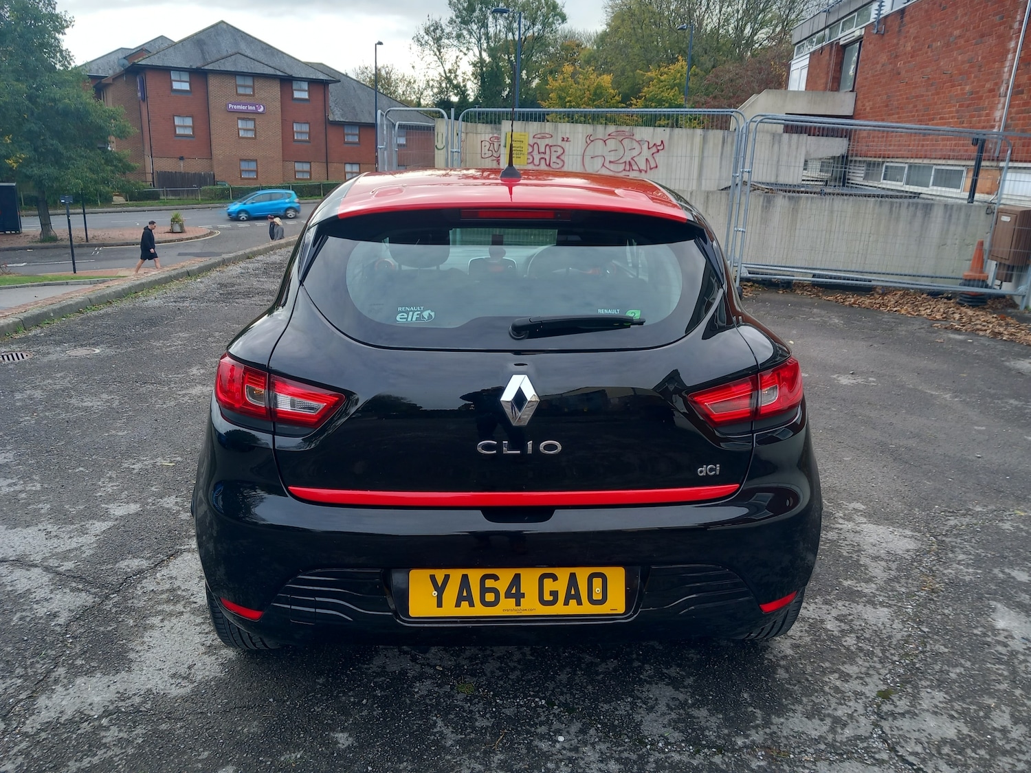 Used Renault Clio 2015 for sale - 76412663: Photo 10
