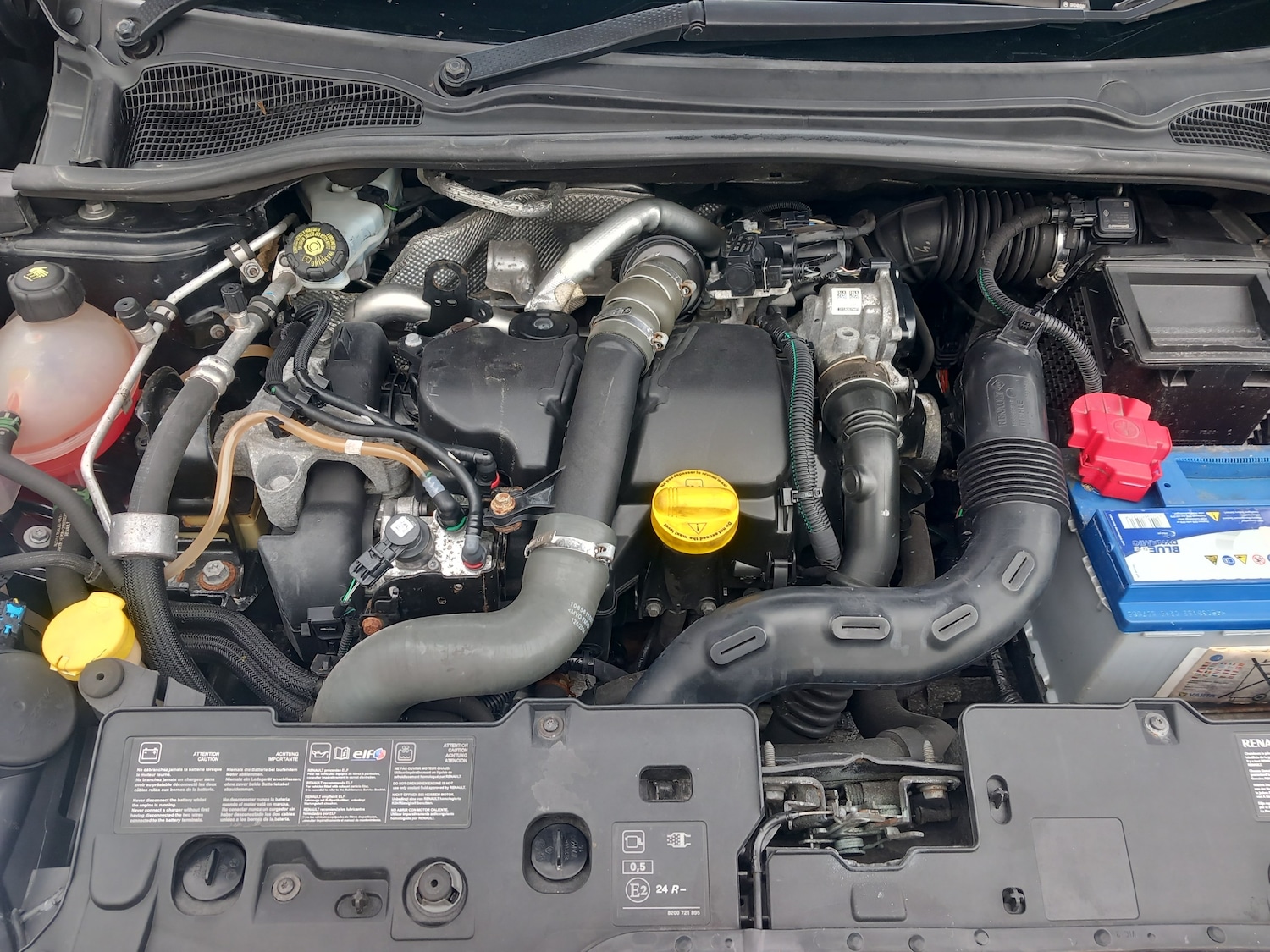 Used Renault Clio 2015 for sale - 76412663: Photo 24