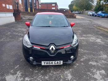 Used Renault Clio 2015 for sale - 76412663: Photo