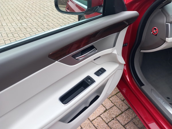 Used Jaguar XF 2016 for sale - 76090051: Photo 22
