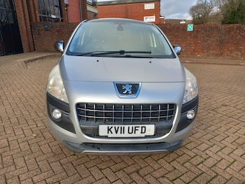 Used Peugeot 3008 2011 for sale - 76922700: Photo