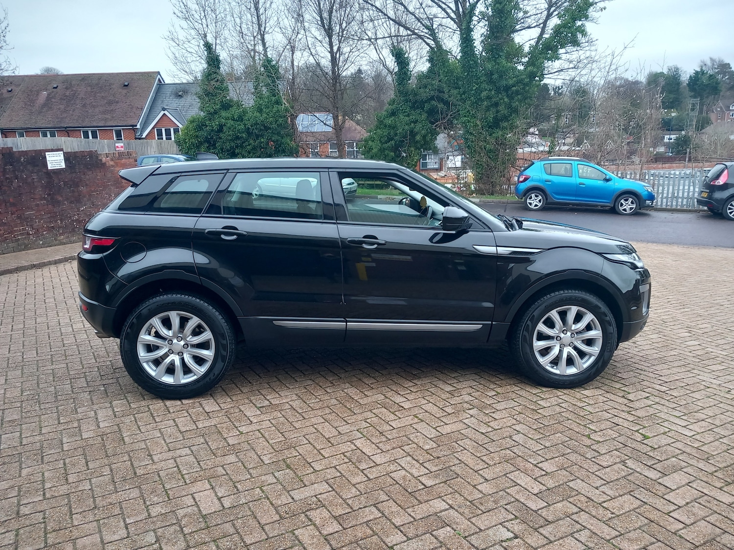Used Land Rover Range Rover Evoque 2017 for sale - 76922696: Photo 12
