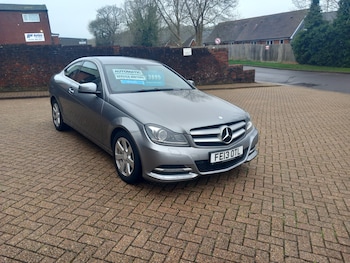 Used Mercedes-Benz C Class 2013 for sale - 77631374: Photo
