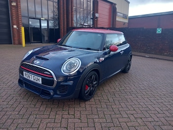 Used MINI Hatch 2017 for sale - 77180022: Photo