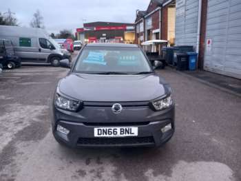 Used Ssangyong Tivoli 2016 for sale - 73605103: Photo