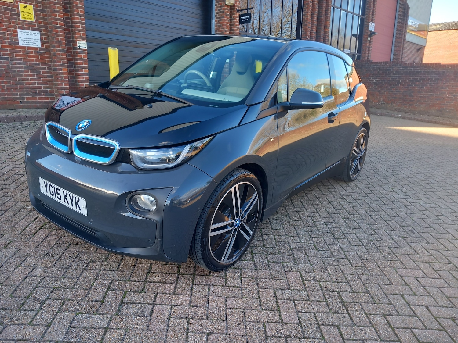 Used BMW i3 2015 for sale - 76685526: Photo 3