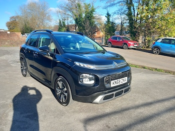 2018 (68) - 1.2 PureTech Feel SUV 5dr Petrol Manual Euro 6 (82 ps)