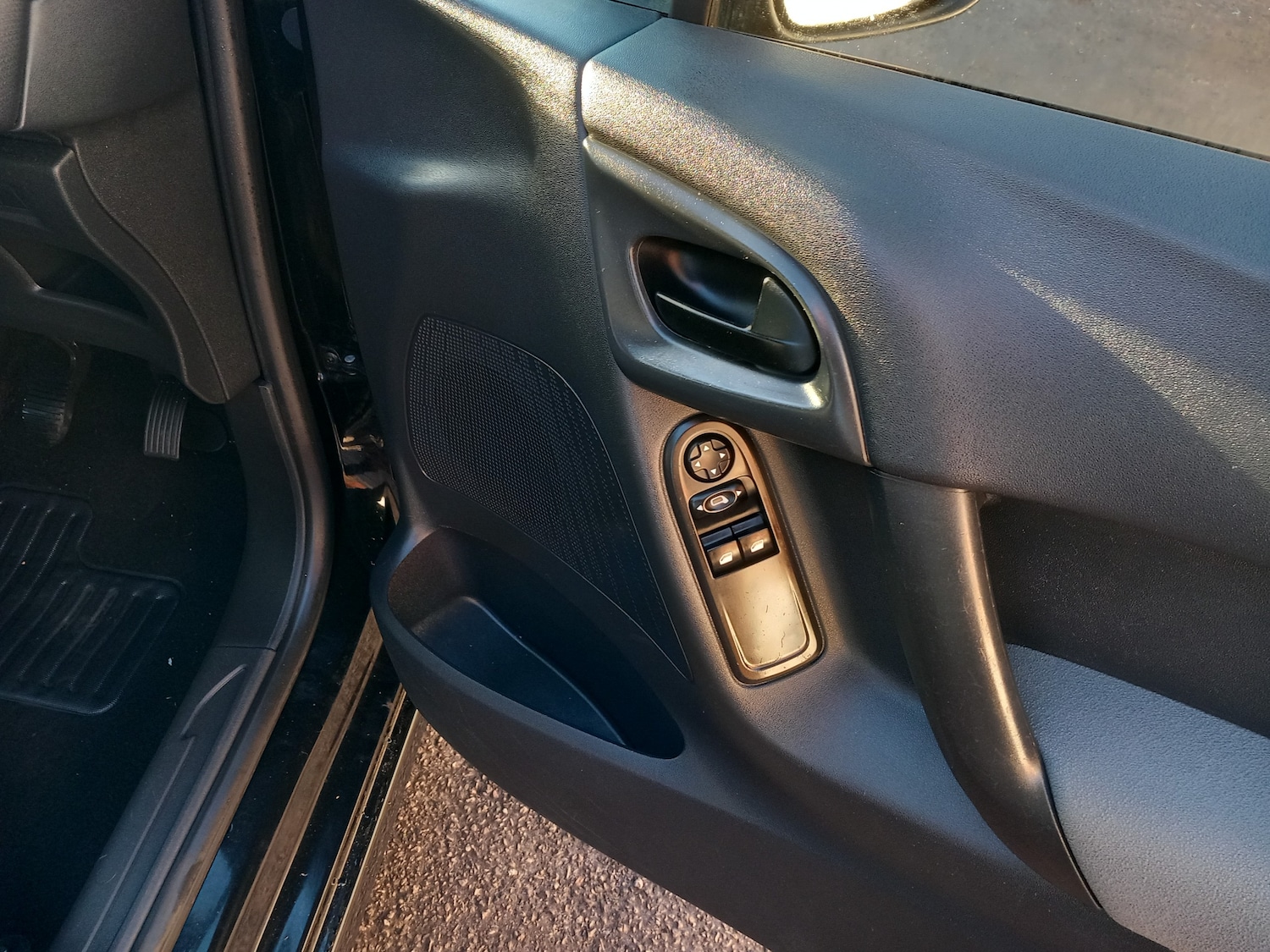 Used Citroen C3 2014 for sale - 76330392: Photo 11