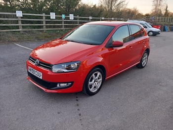 Used Volkswagen Polo 2010 for sale - 77962423: Photo