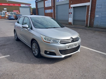 2013 (63) - 1.6 HDi 16V VTR+ Hatchback 5dr Diesel Manual Euro 5 (90 ps)
