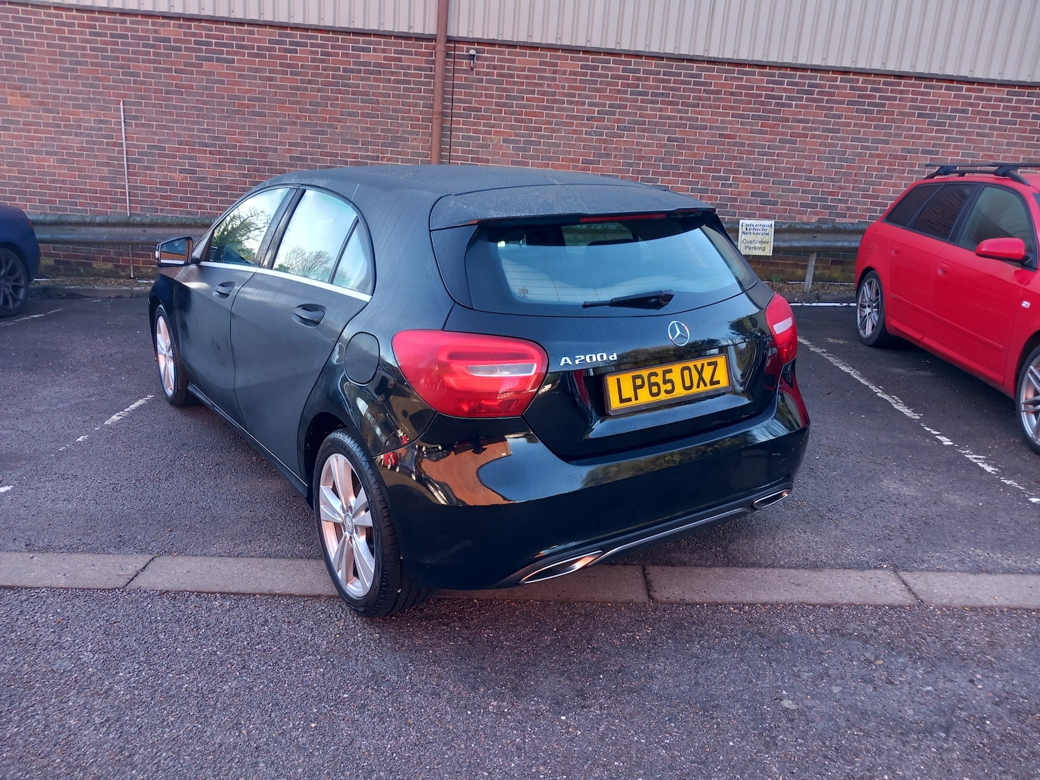 Used Mercedes-Benz A-Class 2016 for sale - 76985649: Photo 9