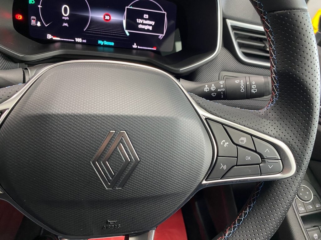 Used Renault Clio 2025 for sale - 77152940: Photo 14