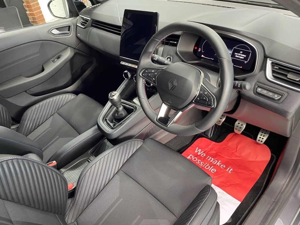 Used Renault Clio 2025 for sale - 77152940: Photo 31