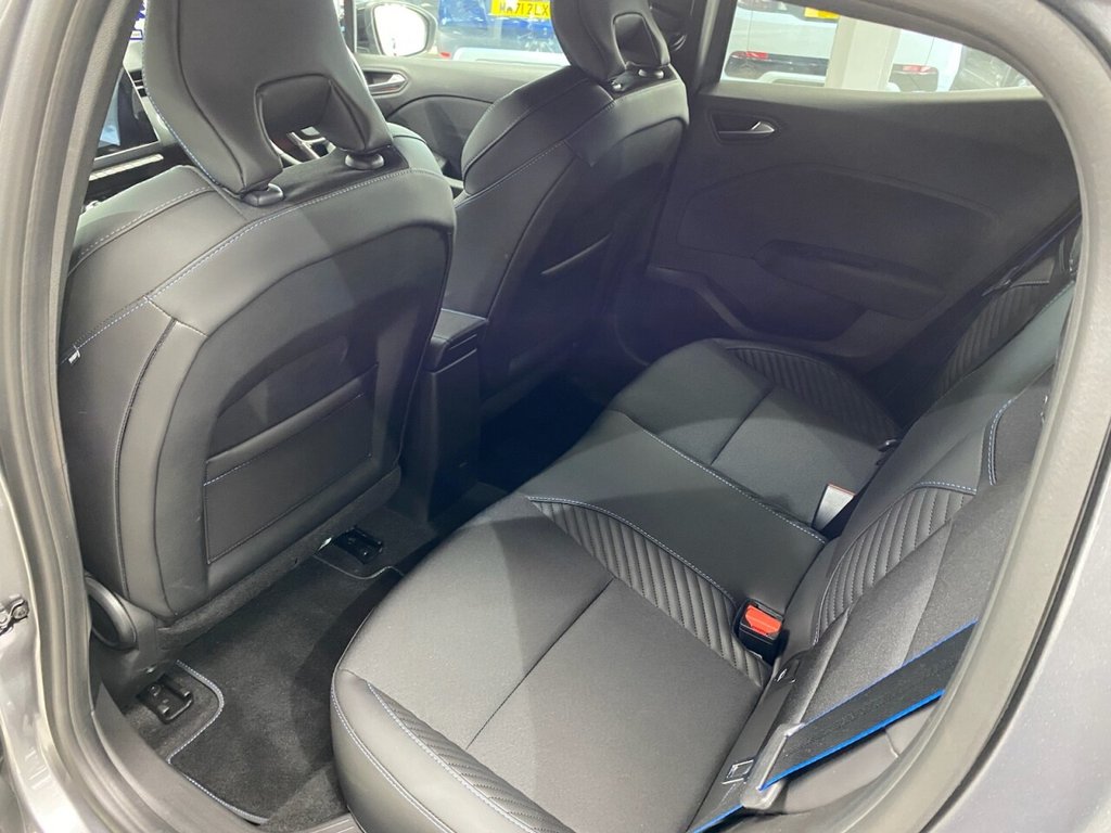 Used Renault Clio 2025 for sale - 77152940: Photo 38