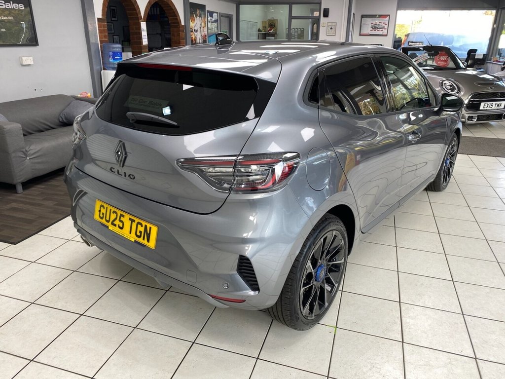 Used Renault Clio 2025 for sale - 77152940: Photo 9