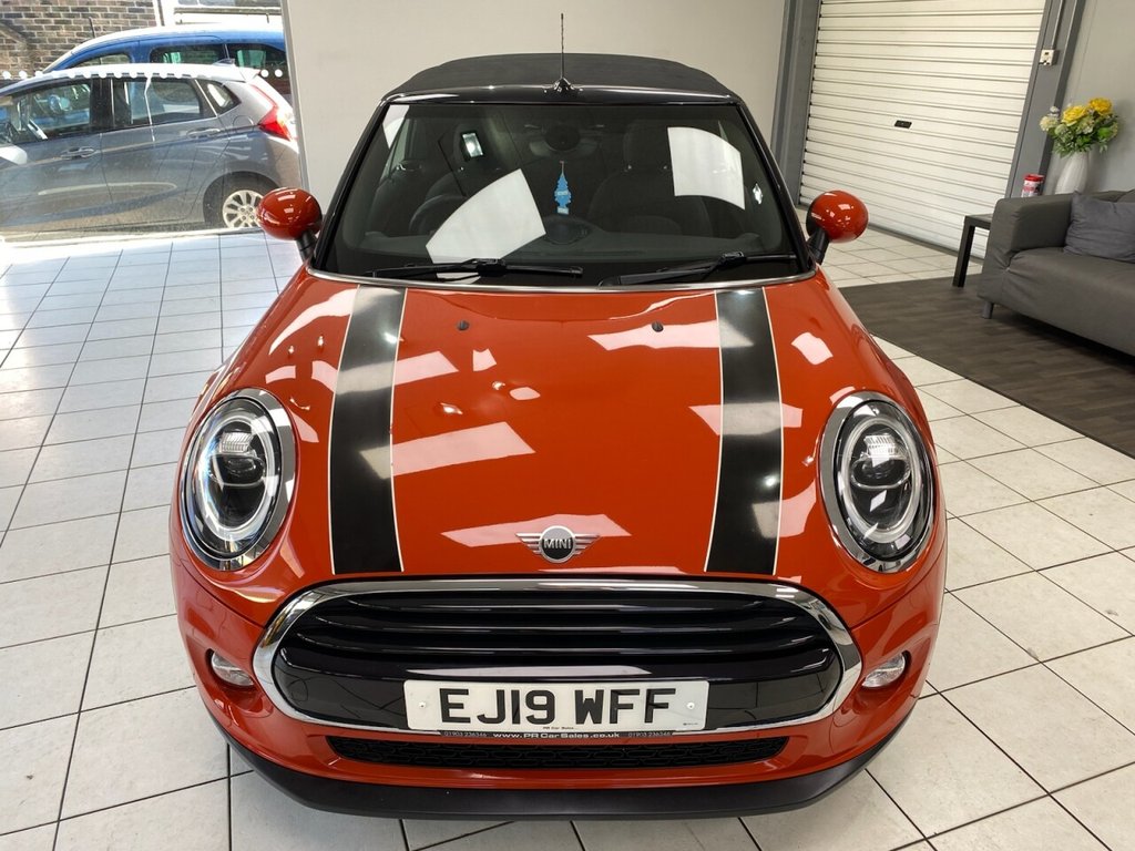 Used MINI Convertible 2019 for sale - 77152968: Photo 2