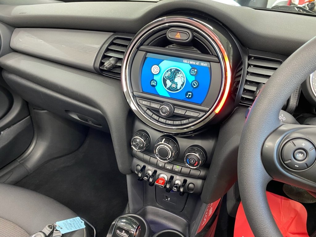 Used MINI Convertible 2019 for sale - 77152968: Photo 26