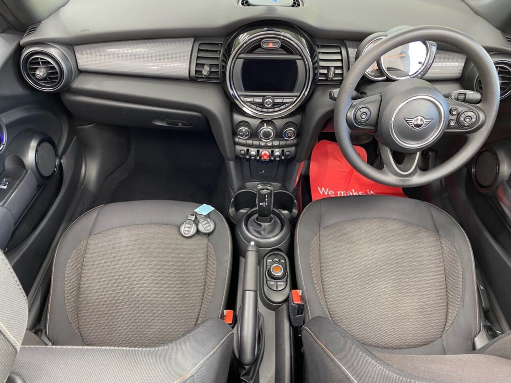 Used MINI Convertible 2019 for sale - 77152968: Photo 3