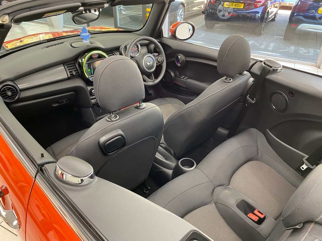Used MINI Convertible 2019 for sale - 77152968: Photo 32