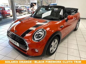 Used MINI Convertible 2019 for sale - 77152968: Photo