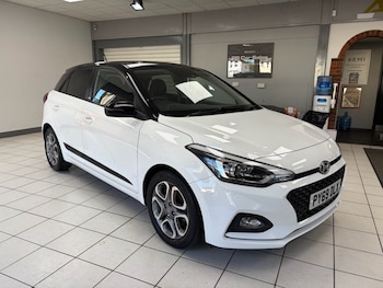 Used Hyundai i20 2020 for sale - 79072097: Photo