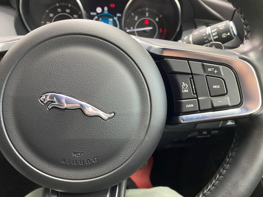 Used Jaguar E-Pace 2019 for sale - 77152956: Photo 15