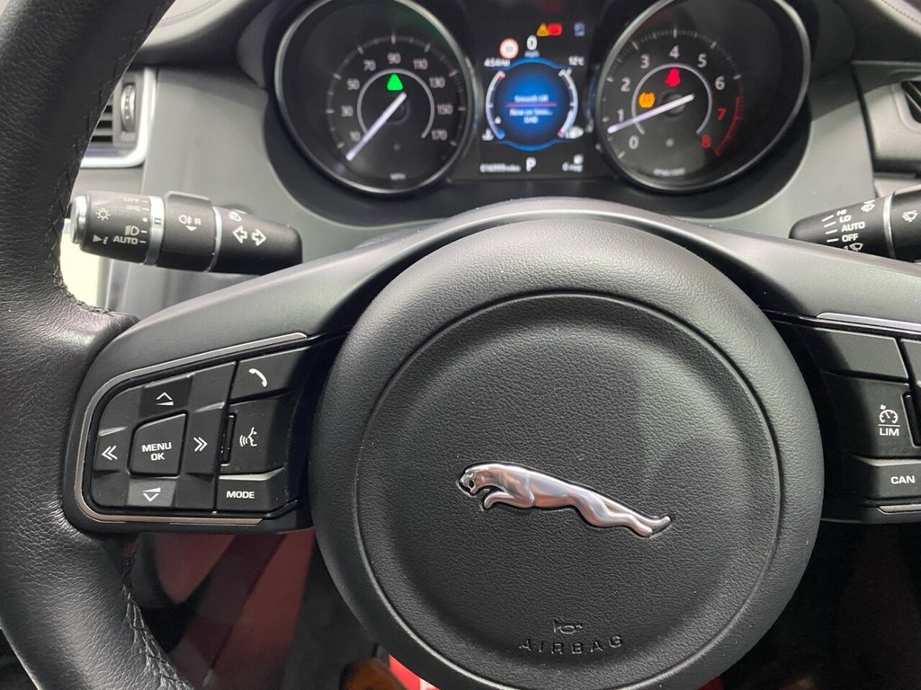 Used Jaguar E-Pace 2018 for sale - 77153049: Photo 13