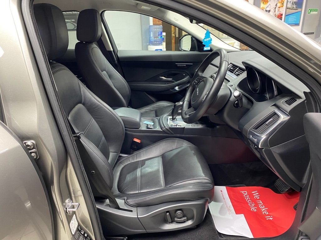 Used Jaguar E-Pace 2018 for sale - 77153049: Photo 28