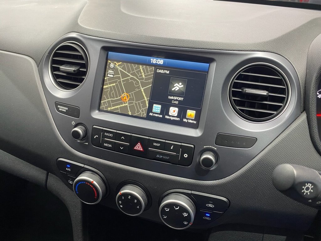 Used Hyundai i10 2020 for sale - 77200068: Photo 24