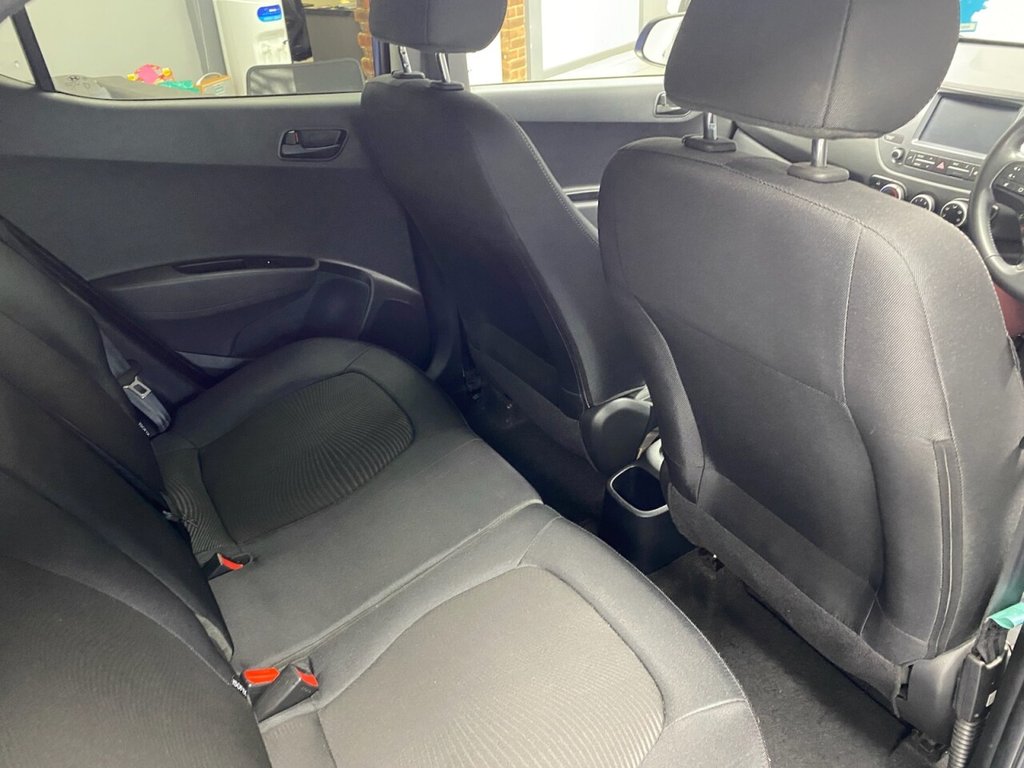 Used Hyundai i10 2020 for sale - 77200068: Photo 30